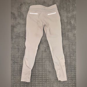 Samsheild tan breeches. US24. Excellent condition just a size too small for me.